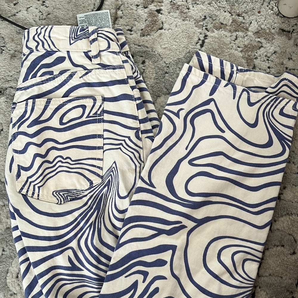 Zara Printed jeans Sz 2